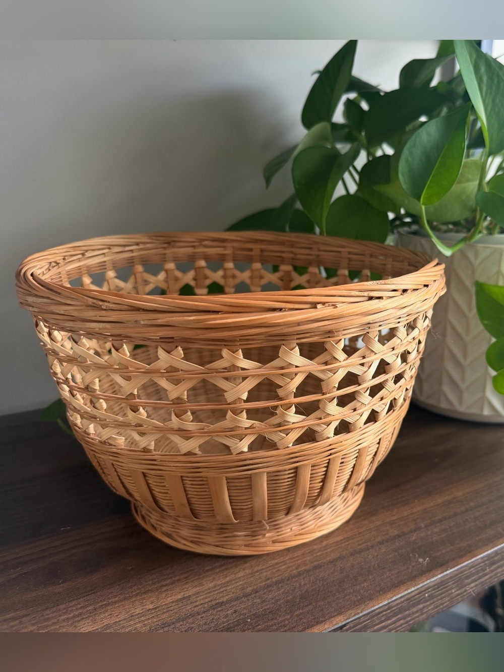 Vintage Handwoven Tan Wicker Storage Basket - Home Accents